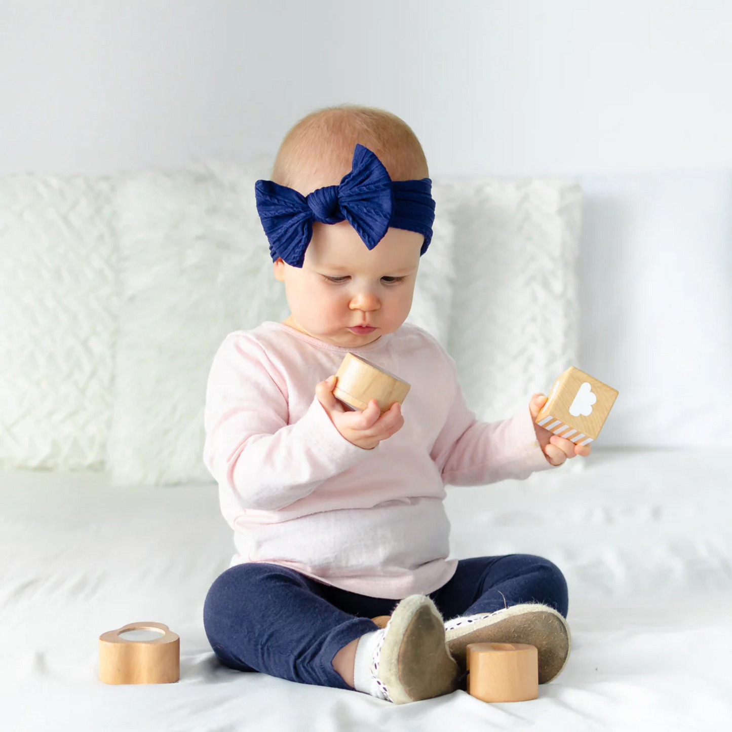 Navy - Baby cable bow headband