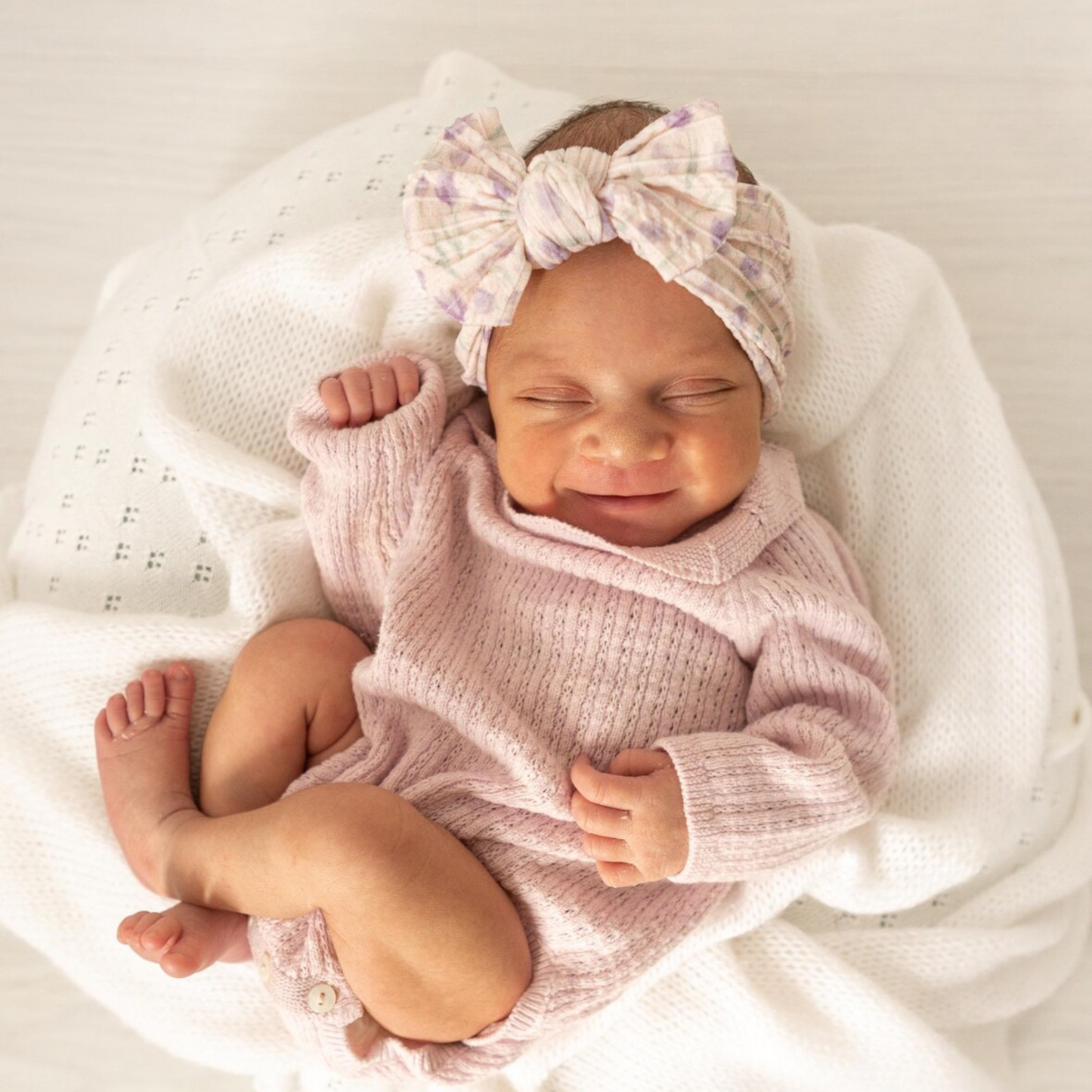 Mauve tulip pattern - Baby cable bow headband