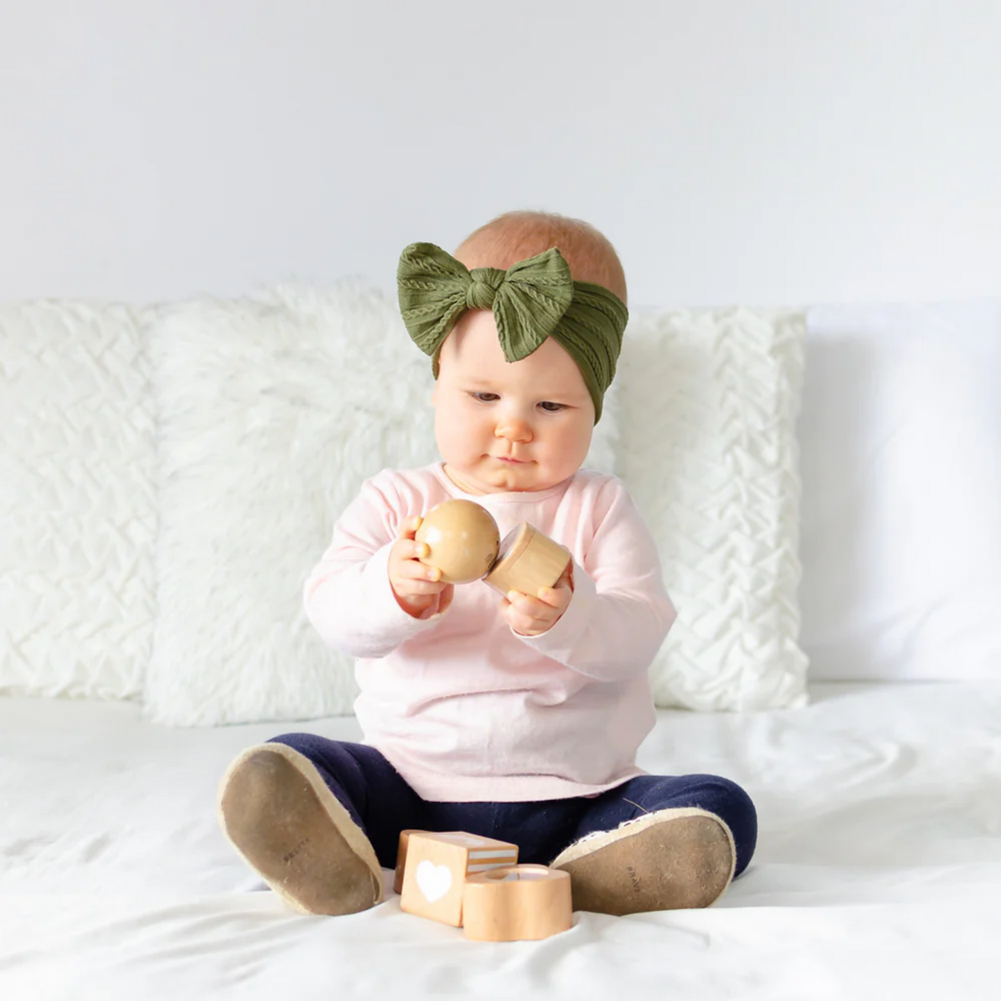 Khaki - Baby cable bow headband